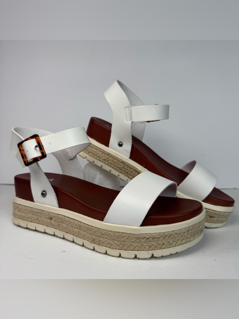 Mia “Kiera” White Platform Espadrille Sandals - Women's Summer Wedge